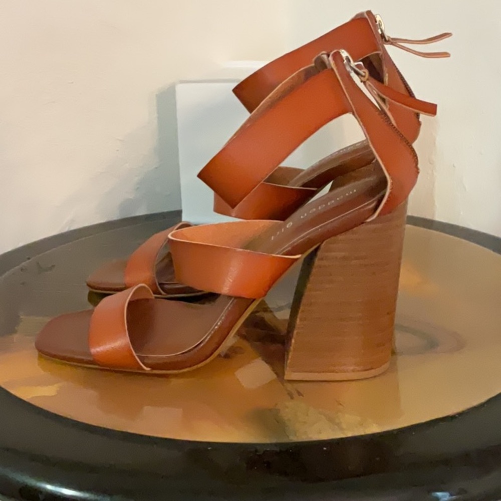 Madden Girl Faux Leather Strappy Block Heel Sandals, Size 9.5M, Brown - Picture 2 of 11